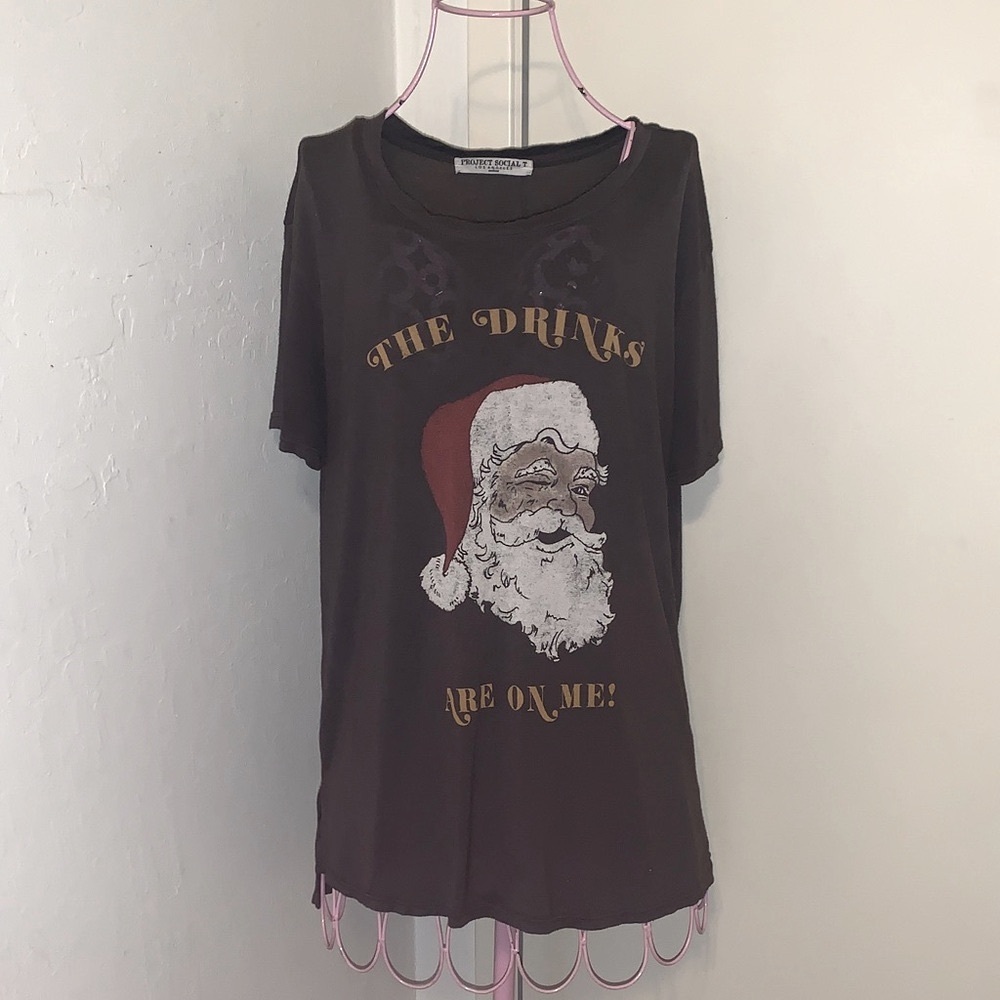 Project SocialT Gray Santa Graphic "Drinks are on me" Tee #2118-3VOT-80-Medium